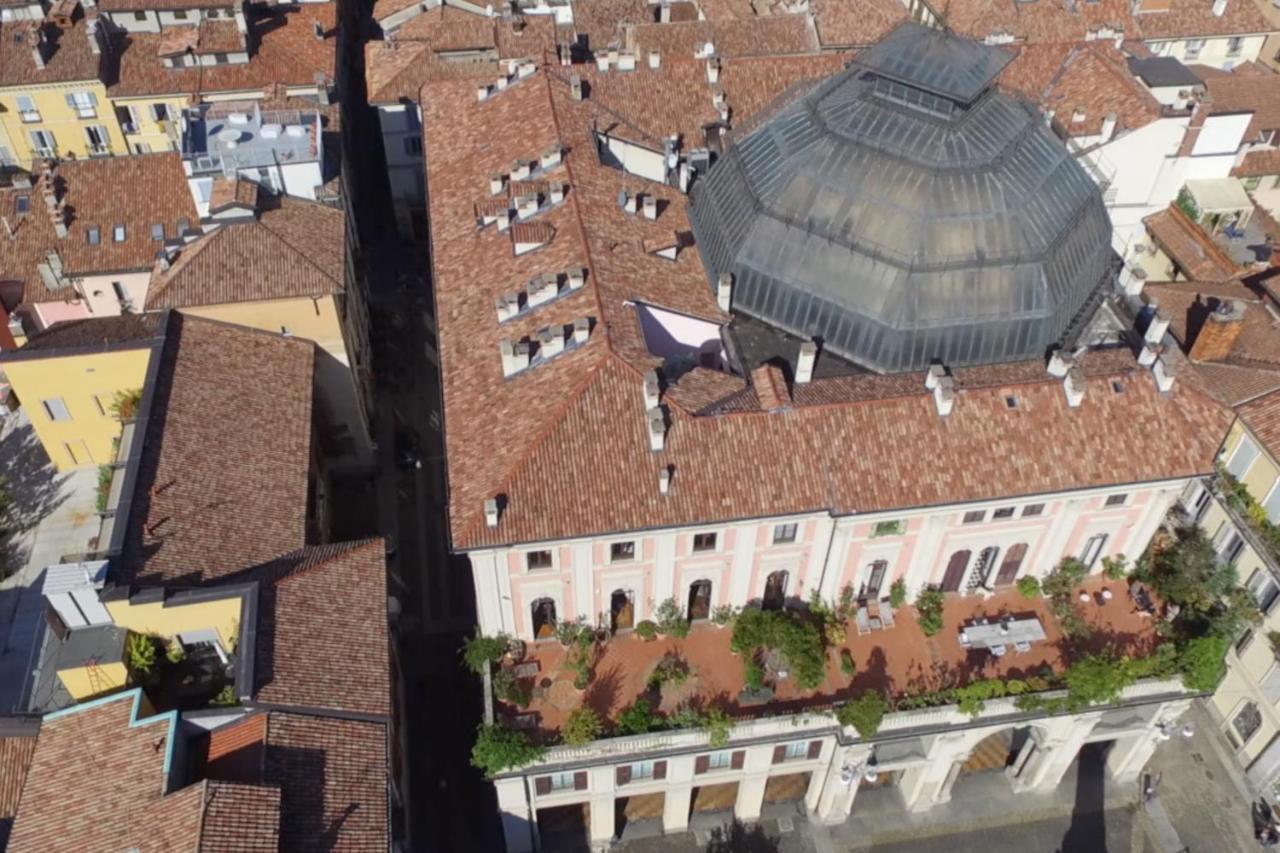 Arnaboldi Palace Pavia Kültér fotó