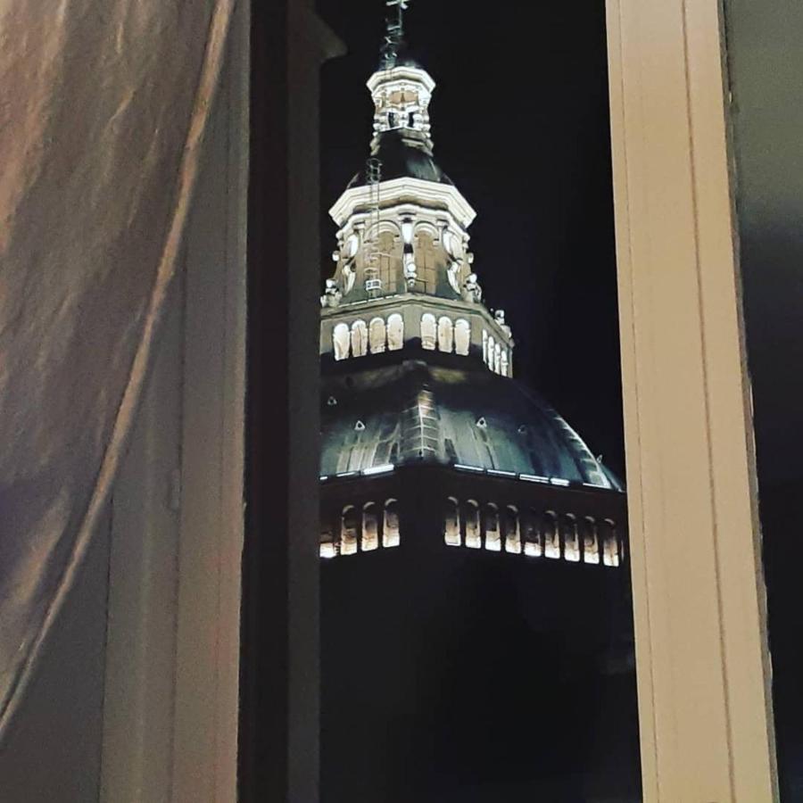 Arnaboldi Palace Pavia Kültér fotó