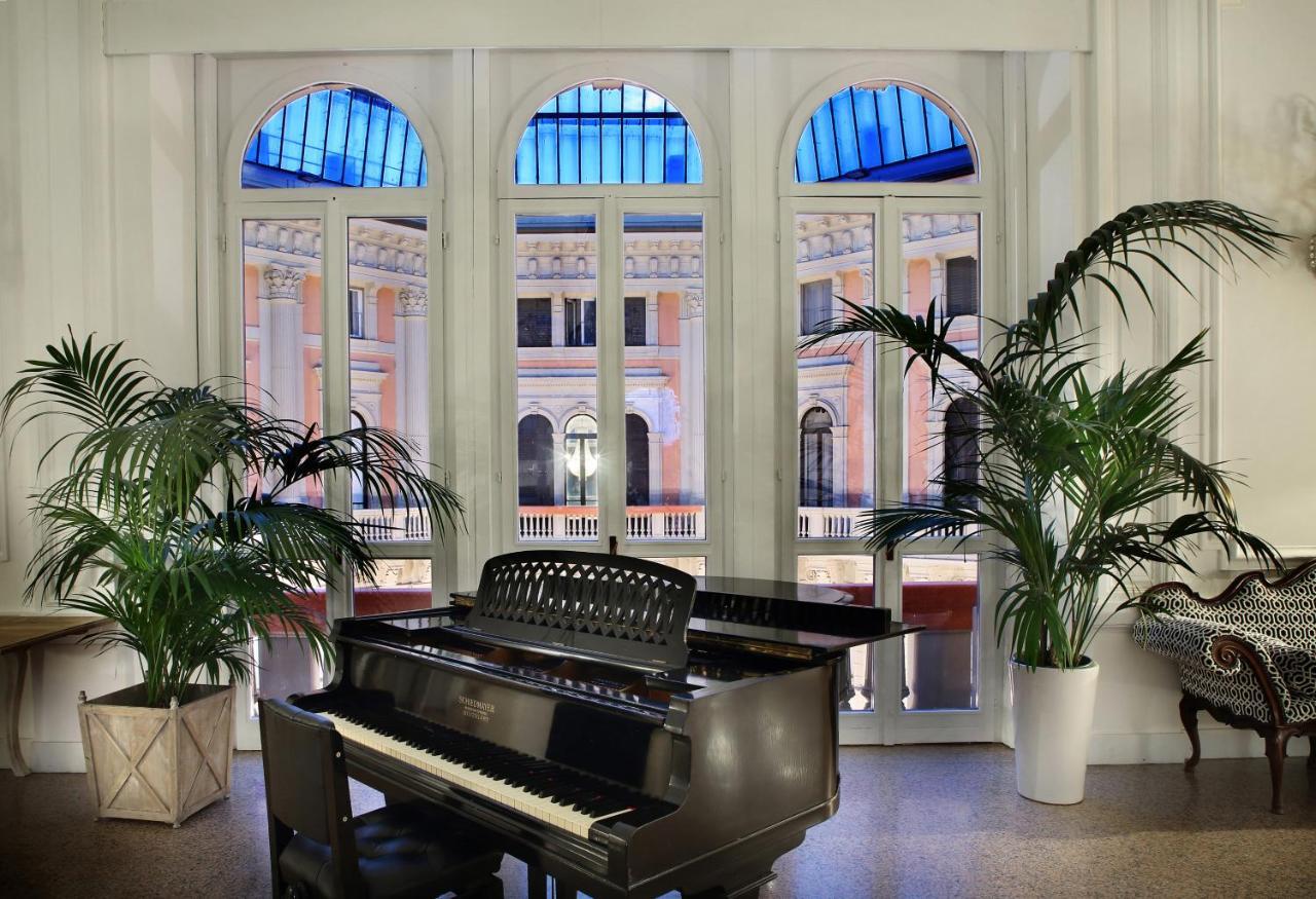 Arnaboldi Palace Pavia Kültér fotó