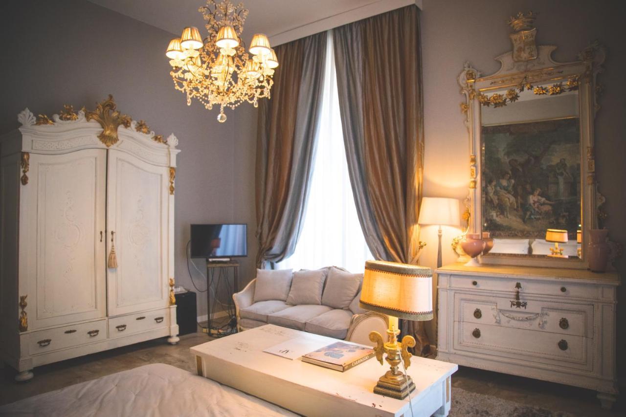 Arnaboldi Palace Pavia Kültér fotó